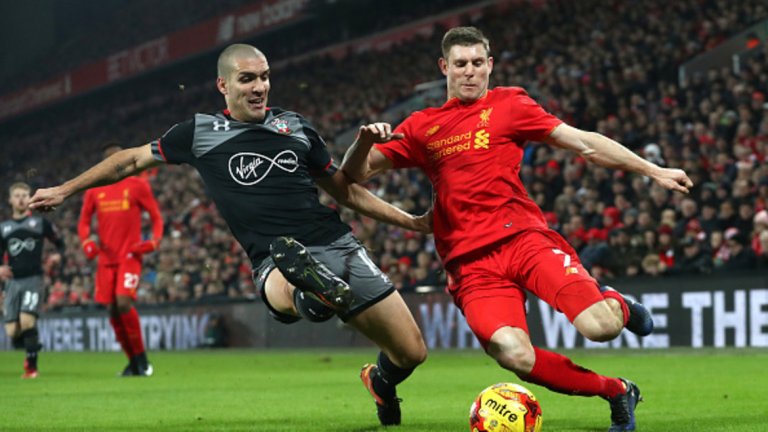 Уест Хем – Ливърпул, неделя 16:15 часа
Ливърпул направи всичко възможно, за да изпусне преднината си и сега ще трябва да се надява на грешна стъпка на Манчестър Сити, за да запази третата си позиция. „Червените” имат точка аванс, но „гражданите” ще играят мач повече, а имат и по-добра голова разлика. Уест Хем е в серия от пет мача без поражение, а в последния кръг победи Тотнъм у дома. Отбраната на „чуковете” не допусна гол в четири от последните си пет мача и ще се опита да затрудни максимално и Ливърпул. 
Сигурна прогноза: гол/гол – 1,80
Рисков залог: над 11 корнера – 2,60