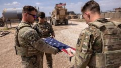 САЩ атакува Ислямска държава в Сирия