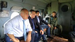Бойко Борисов и Валери Симеонов на инспекция по българо-турската граница