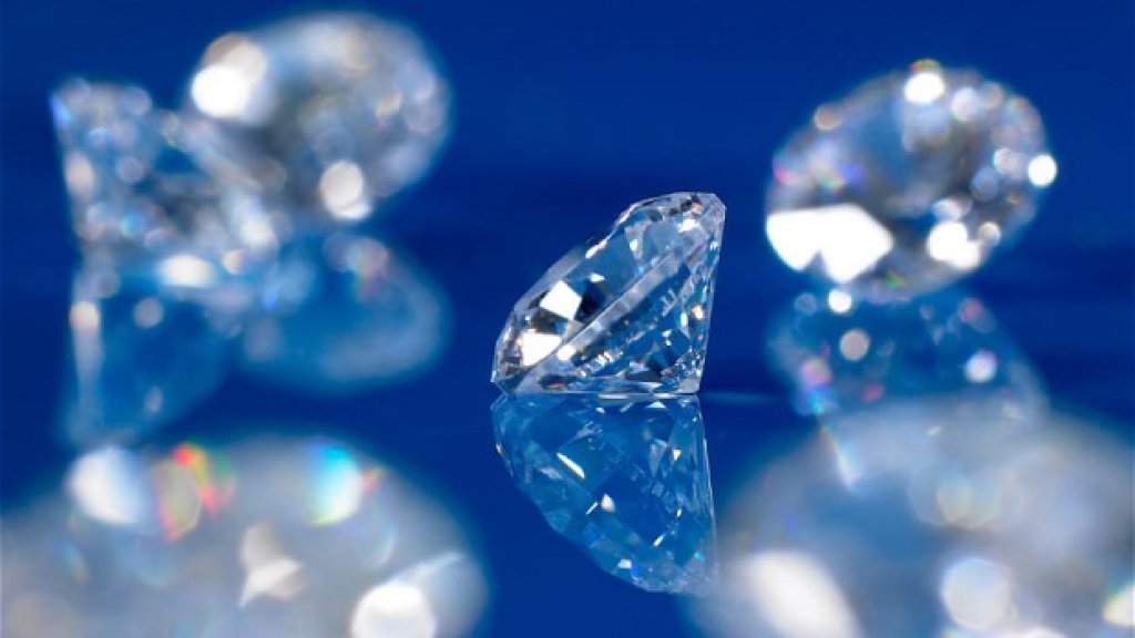 diamonds_2398382b