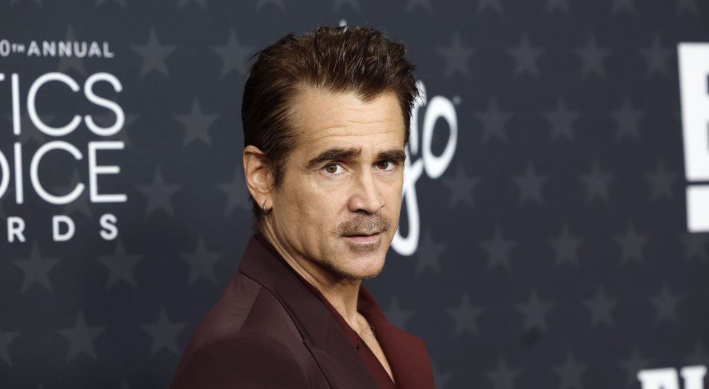 Колин Фарел 
Ирландската звезда ще отпразнува 50-ия си рожден ден на 31 март и сред подбраните рожденици именно той претърпя може би най-голямата трансформация. От „лошо момче“ с ясно доловими зависимости в края на 90-те и началото на новото хилядолетие, той се издигна до актьор, номиниран за „Оскар“, и отдаден баща за пример.