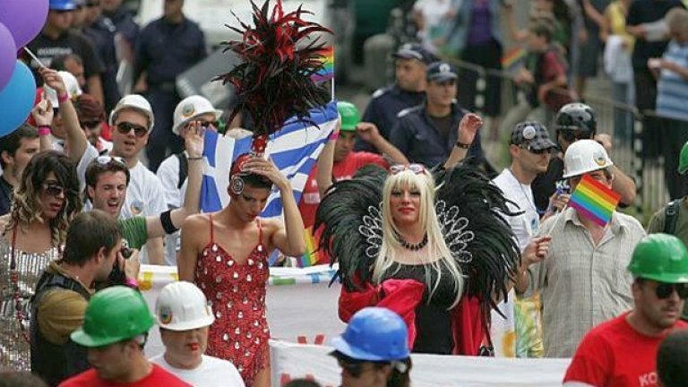 Кметът на София се погрижи тазгодишният гей парад да мине без инциденти.