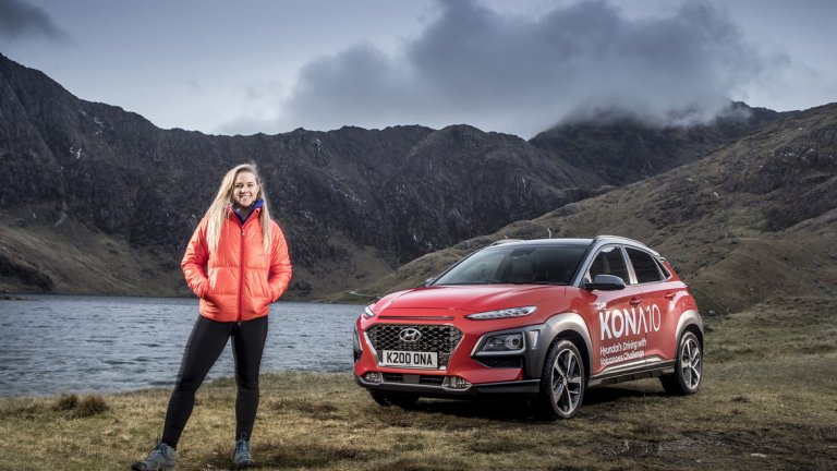 Софи Радклиф успешно завърши предизвикателството KONA 10, като се пребори със сняг и ветрове със скорост от 80 км/ч, за да изкачи положителна денивелация от над 3600 метра. В епичното си 72-часово приключение тя се справи с десет от най-известните вулканични местности във Великобритания и Ирландия