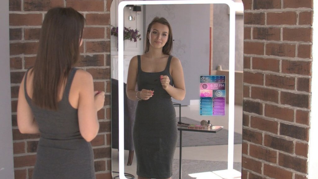 selfie-mirror селфи огледало