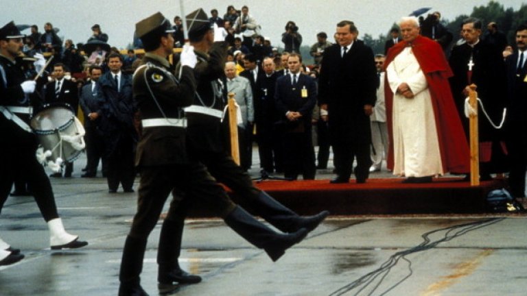 Лех Валенса и папа Йоан Павел II – най-ярките личности в модерната полска история заедно