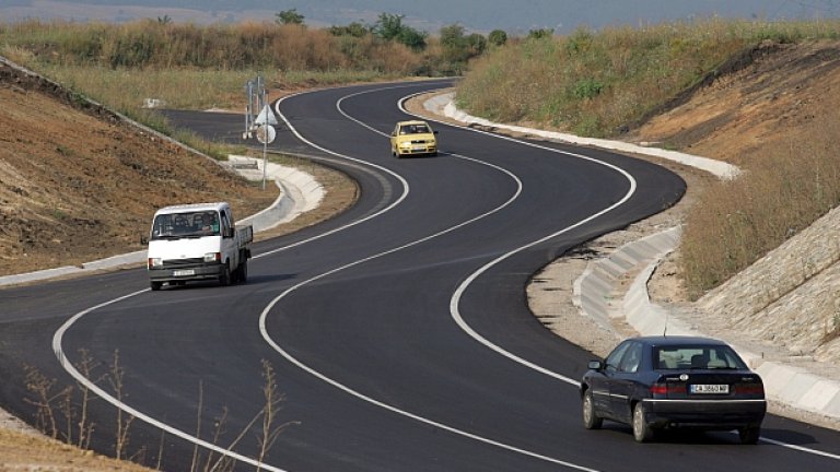 По новите участъци на магистралите вече може да се кара със 140 км в час