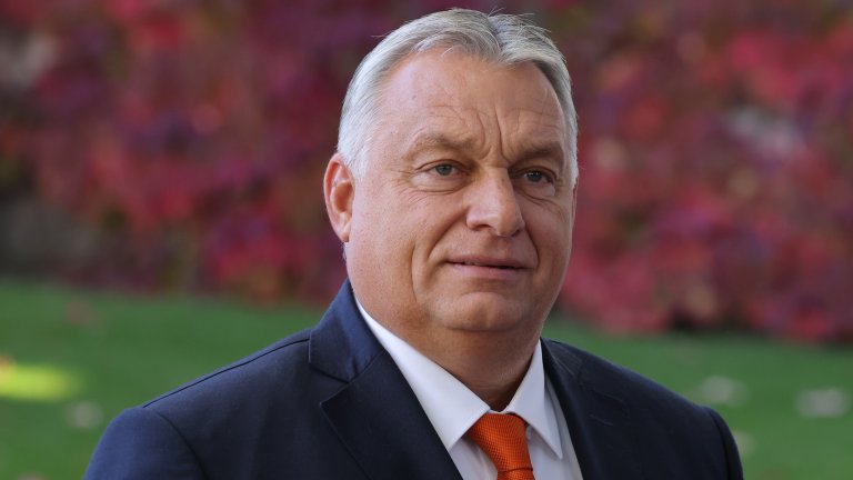 Бившият президент е човек на мира, смята унгарският премиер