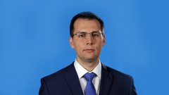 Лютви Местан обяви по-рано, че новият министър ще е експерт