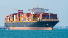 Реакциите - от "тежък удар" до "враждебен акт"