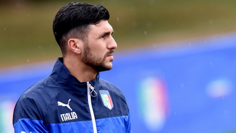 Роберто Сориано, Сампдория
Искан от Манчестър Сити
24-годишният Сориано получи първата си повиквателна за националния отбор миналия ноември. Той е роден в германския град Дармщад и започва футболния си път в юношеските формации на Байерн Мюнхен.