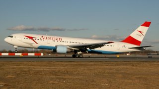 Austrian_763_JFK_012008