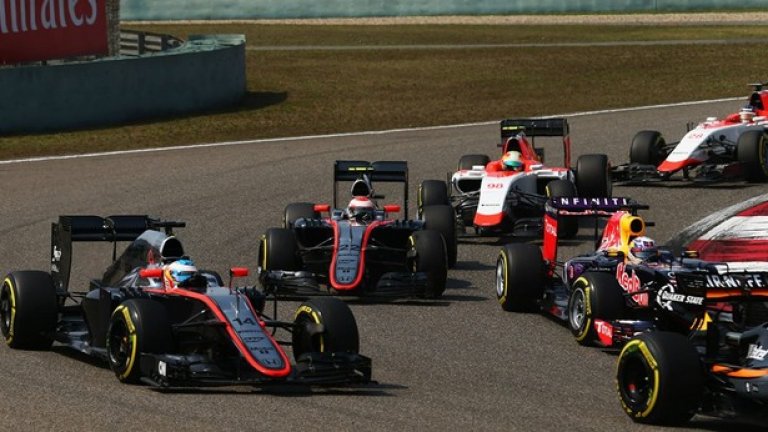 Колите на McLaren стигнаха до финала, но не взеха точки