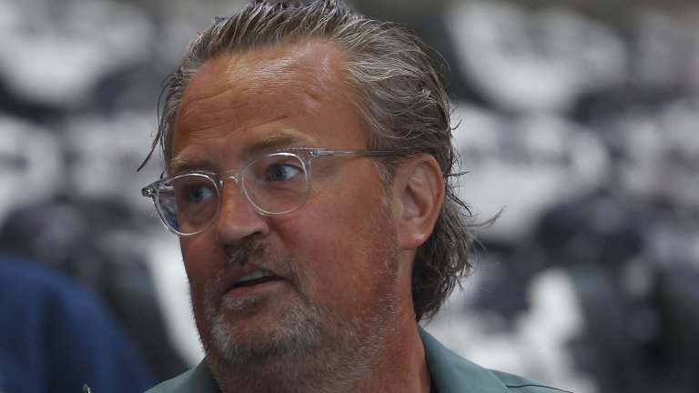 Матю Пери
Напълно изпепелен е и домът, в който Матю Пери прекара живота си. Жилището в Пасифик Палисейдс наскоро беше закупено за 8,5 милиона долара от предприемач на недвижими имоти, който сподели в Instagram снимки на опустошения имот.