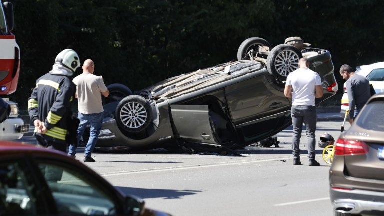 Момиче на 18 години се бори за живота си