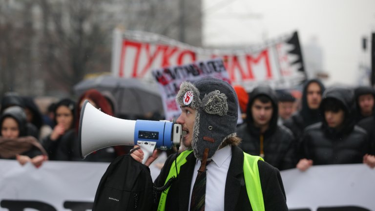 Външно министерство предупреждава шофьорите да използват алтернативен път