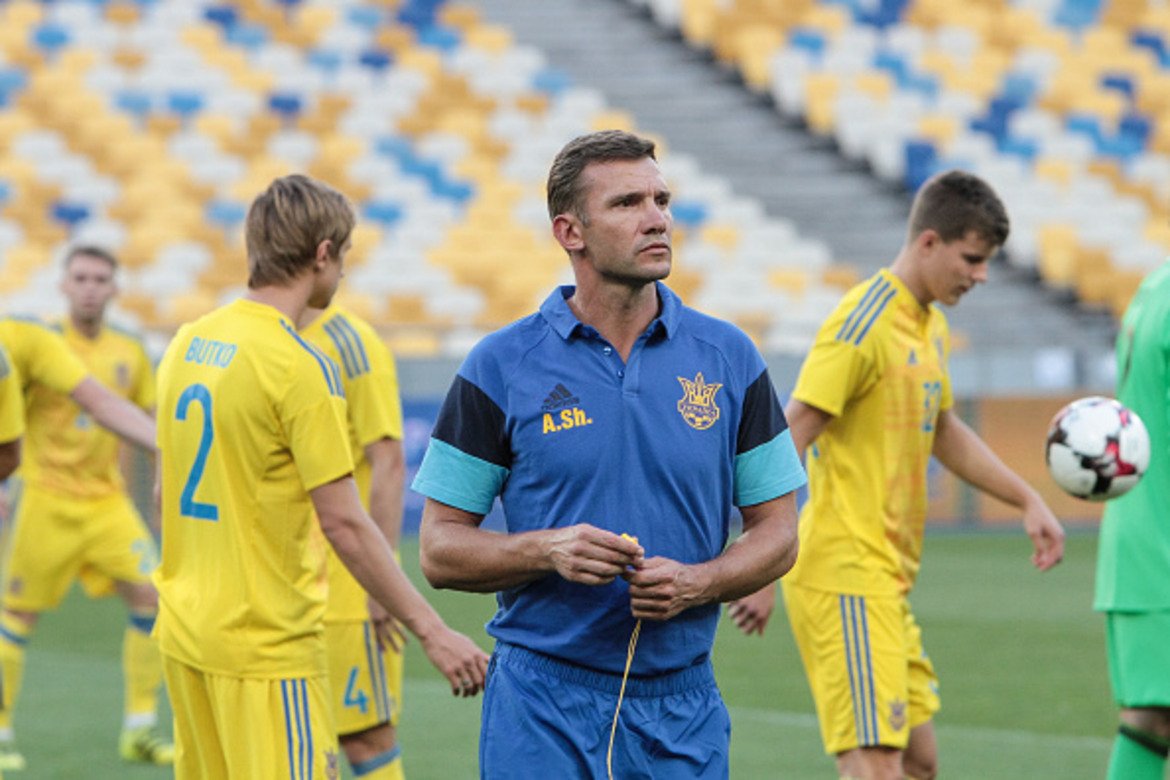 Андрий Шевченко
Великият голмайстор започна треньорската си кариера като асистент в националния отбор, но няколко месеца по-късно, през юли 2016-а застана еднолично начело на Украйна.

