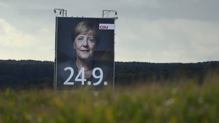 По прогнози партията на Ангела Меркел ще получи около 36%