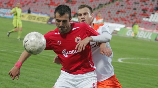 Защитникът Павел Виданов отбеляза изравнителния гол срещу Апоел (Кириат Шмона)