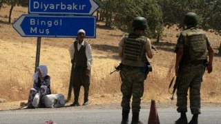 Turkish soldiers - Diyarbakir