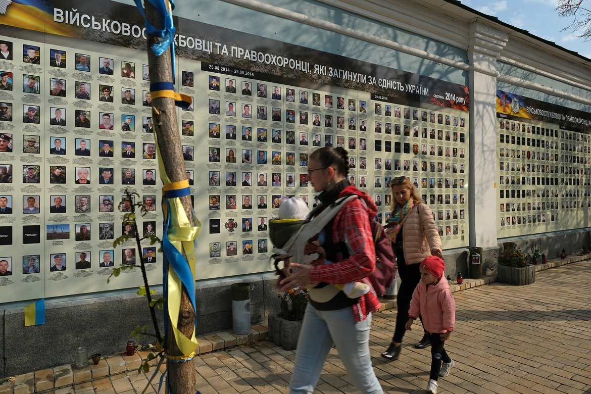 Безименен войник в безименен гроб - да търсиш изчезнали хора в Източна Украйна