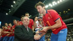 Година след като вдигна купата за европейски шампион капитанът на волейболния отбор на Испания дойде у нас