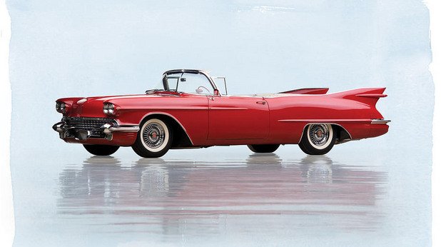 Cadillac Eldorado Biarrits от 1958 година - 324 500 долара. Формите на този модел са предопределили дизайна на много следващи модели на Cadillac. Смята се, че Харли Ърл е карал точно тази кола, след като се е пенсионирал