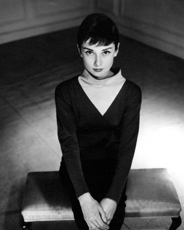 Родената през 1929 г. в Белгия Одри Хепбърн е един от малкото артисти, печелили всичките четири най-престижни награди