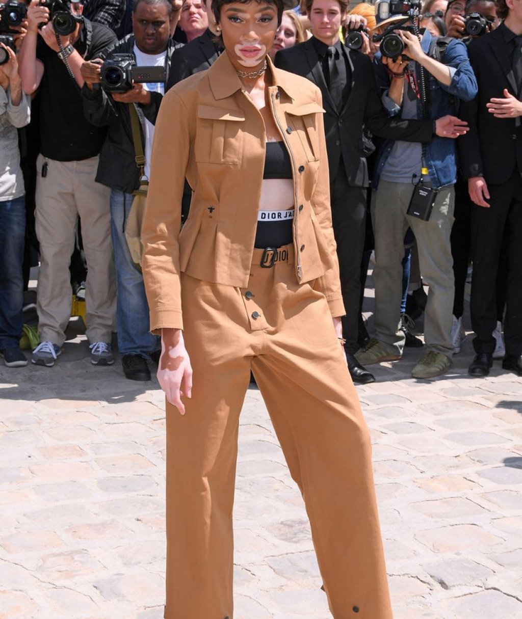Уини Харлоу в Dior
