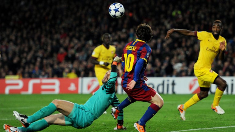 Арсенал би Барселона в Лондон, но не успя да се възползва от предимството си и отпадна на осминафинал