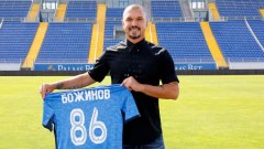 Валери Божинов отива в Локомотив София?