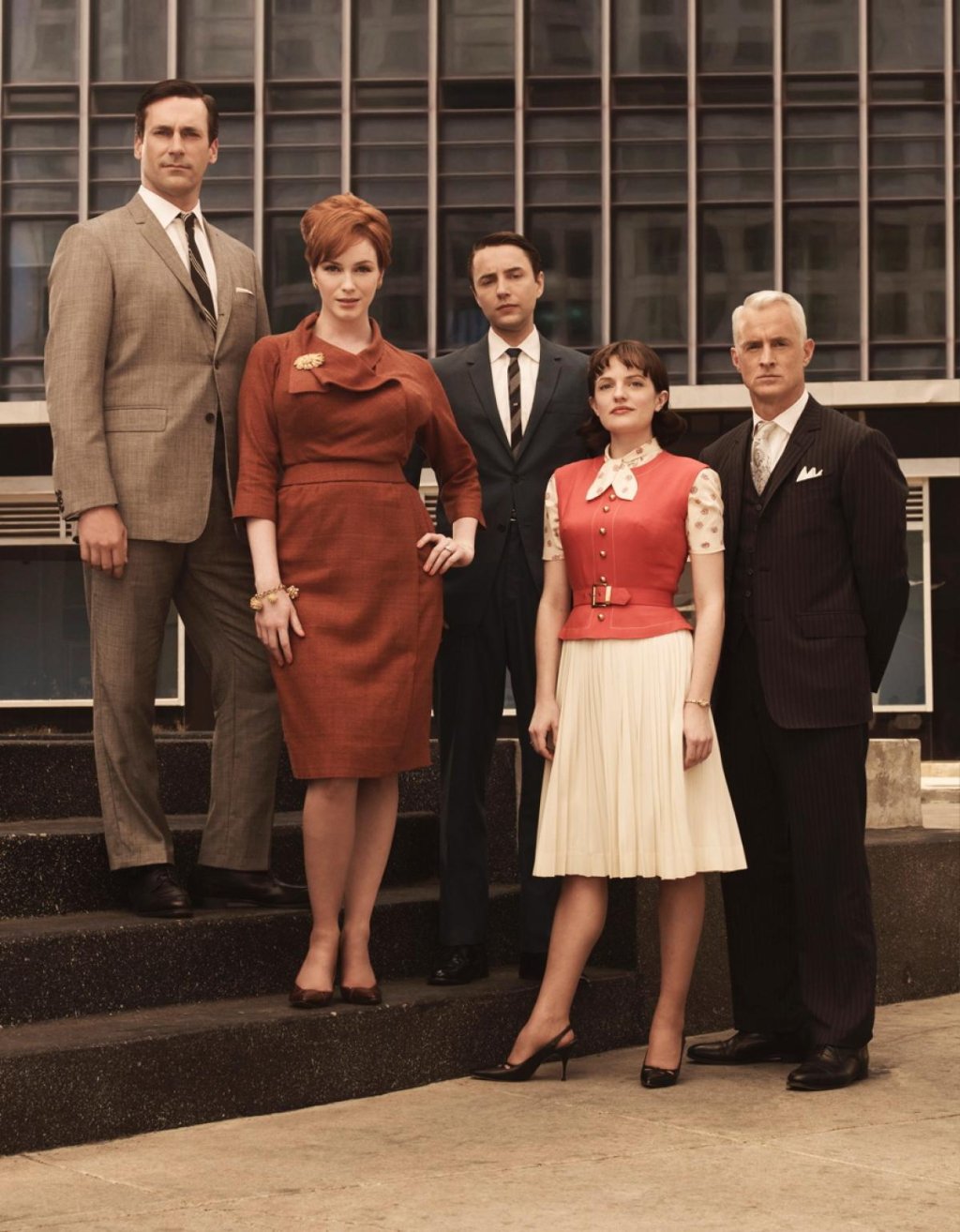 2010: \"Mad Men\" (Season 4) 
Оценка на критиците: 92/100 

Хуморът! О, хуморът и красотата, естетиката на епохата, стилът, модата, прецизността, с която е написан сериалът, персонажите, всичко!