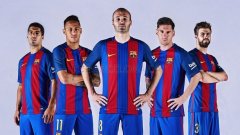 Преди дни Барселона представи екипите си за новия сезон без официален спонсор. Каталунците обаче ще играят с Qatar Airways на гърдите поне още един сезон след подновяване на договора. 