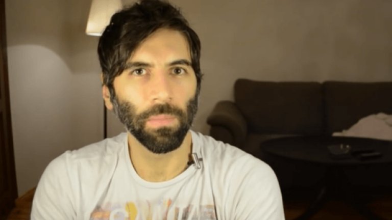 Дарюш Вализаде иска да се узакони изнасилването. Сам себе си определя като "нео-мачо"