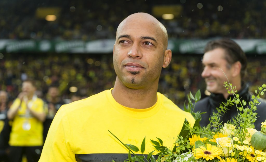 "Цялото BVB за нашия Деде!": Като дете нямаше пари за билет, а после 82 хил. скандираха името му