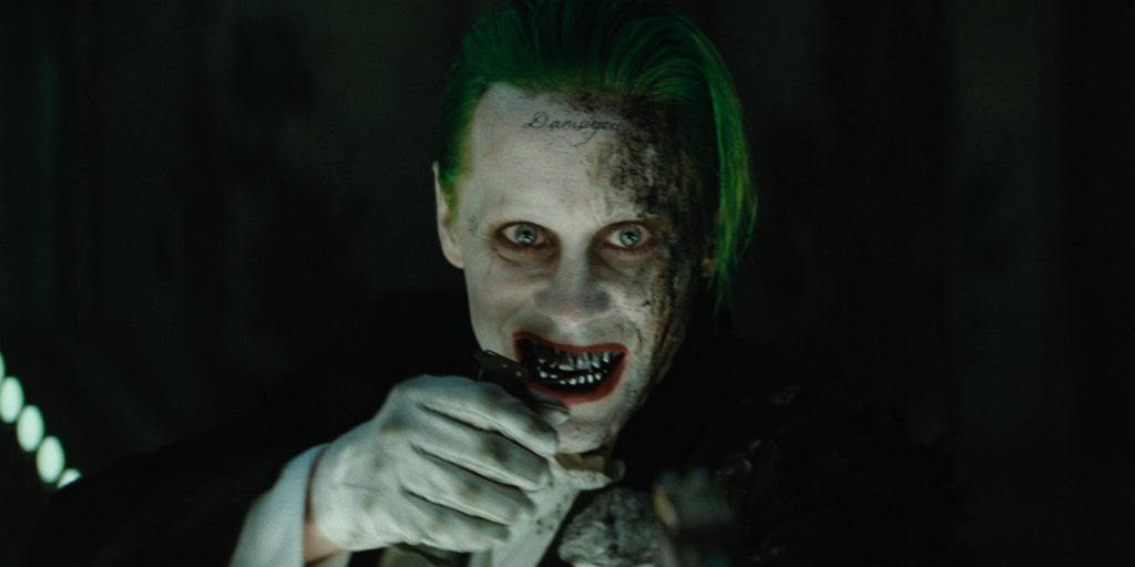 2. „Suicide Squad\"- Около „Отряд самоубийци\" се вдигна много шум, не само заради супергероите в него, но и заради участието на Марго Роби и заради странната подготовка на Джаред Лето за ролята.