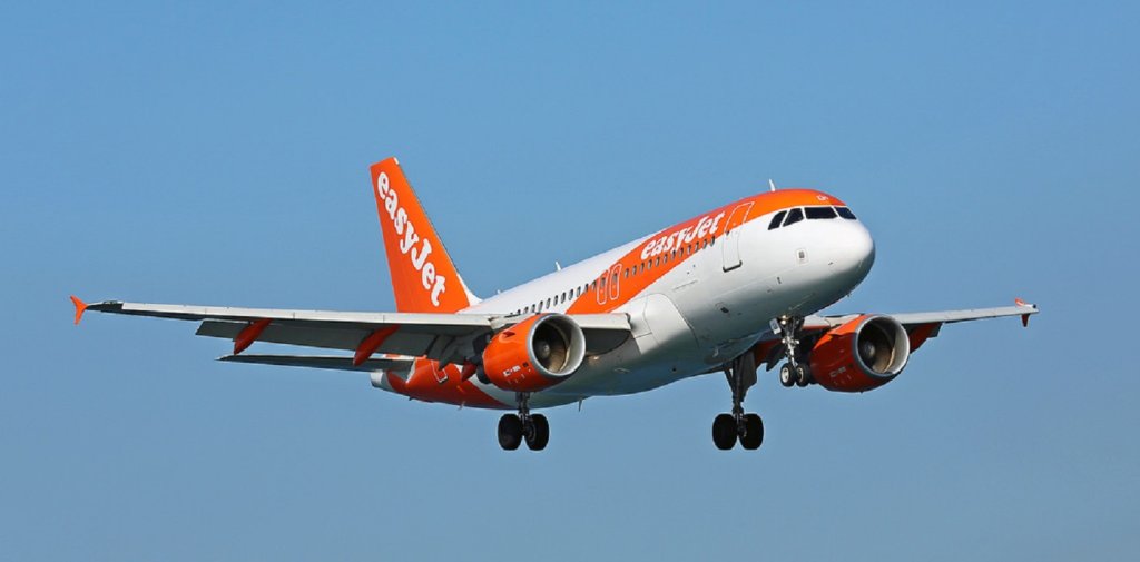 easyJet Airbus A319-111 G-EZGI - New Livery