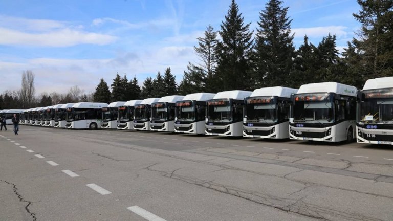 30 нови автобуса на газ тръгват из София
