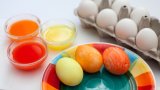 Как да изберем яйца за Великден: по-добър резултат при боядисване и по-лесен избор в магазина