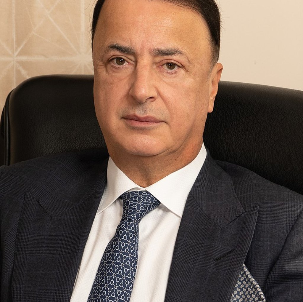 Lev_leviev_(cropped)