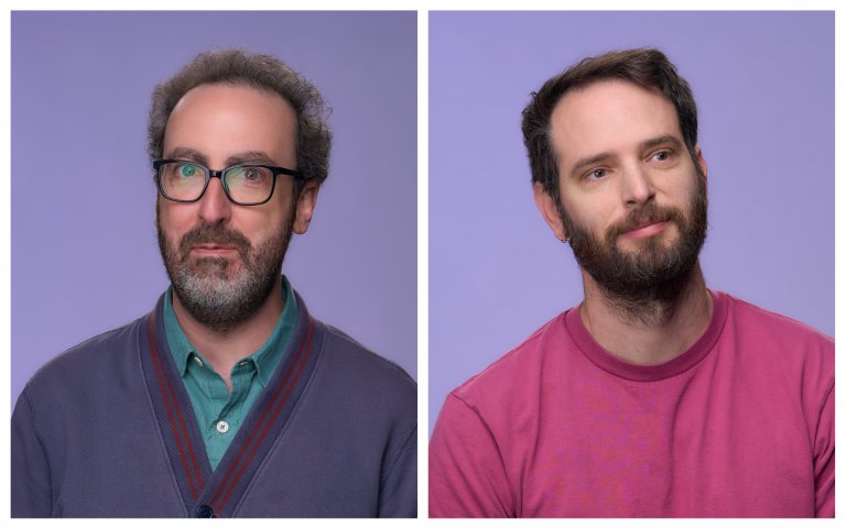 На снимката са създателите на Adult Swim Common Side Effect. Oтляво е Стив Хели, а отдясно - Джо Бенет.