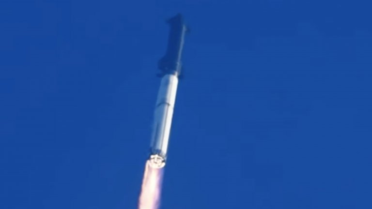 Ракетата Starship на SpaceX избухна малко след излитането си