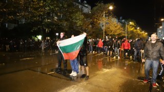Много хора се сочат с пръст, но само за един всички са съгласни