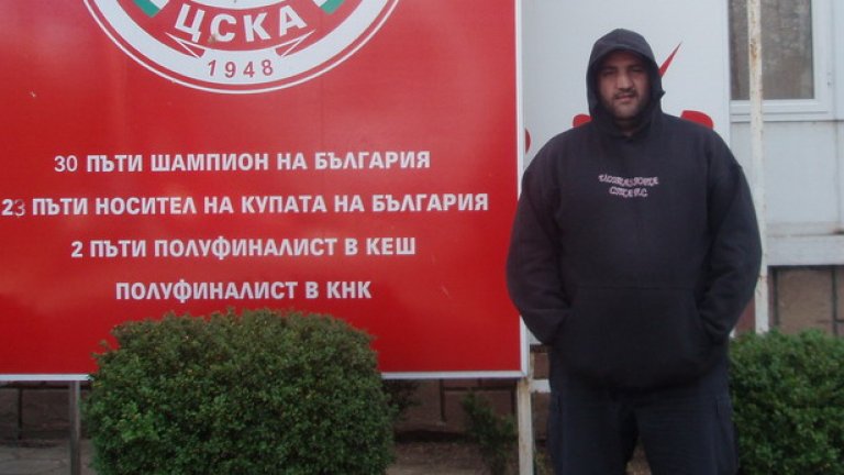 Носът ми е чупен три пъти, ръган съм на шест места