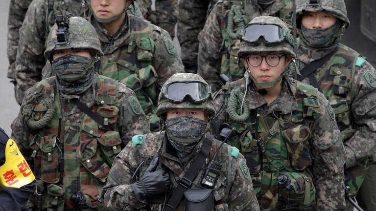 Членовете на южнокорейския "Отряд 684" се обръщат срещу инструкторите си.
