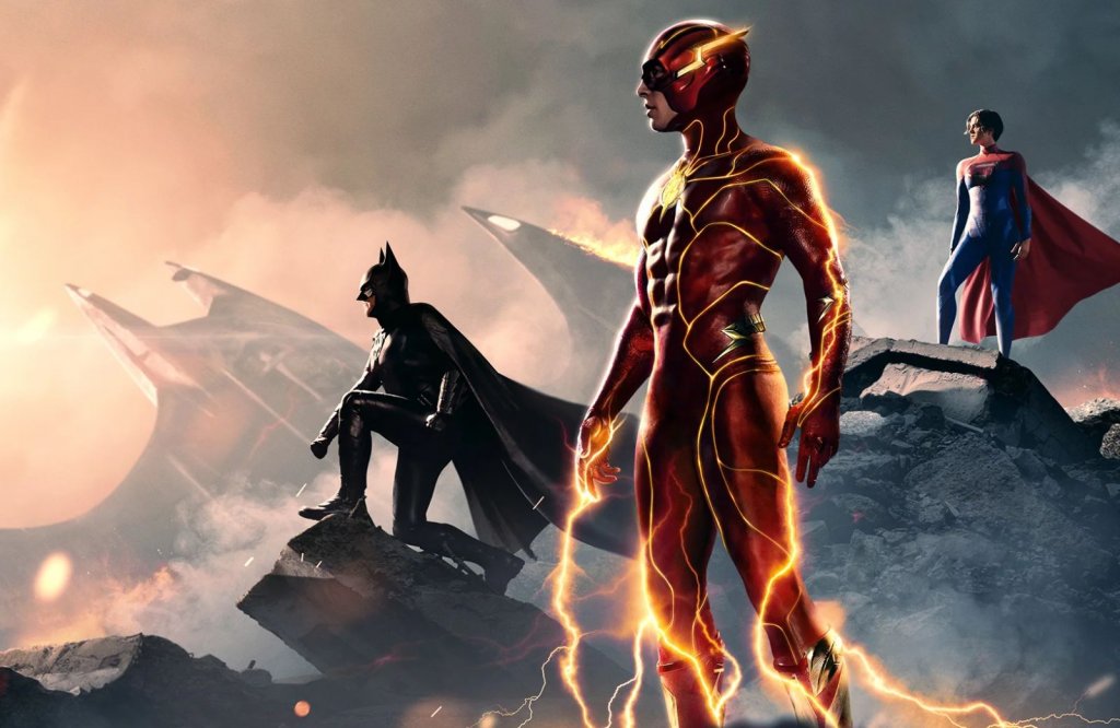 “Светкавицата”
Тази година най-накрая видяхме немирния Езра Милър в костюма на Светкавицата, но голямото чакане не доведе до бомбастични резултати за Warner Bros.
От световния боксофис “Светкавицата” донесе на студиото 270,6 милиона долара при похарчен бюджет за продукцията от 225 милиона долара. 
Смята се обаче, че за маркетинга на филма Warner Bros. са вложили близо 150 милиона долара. В крайна сметка загубите са наистина болезнени...