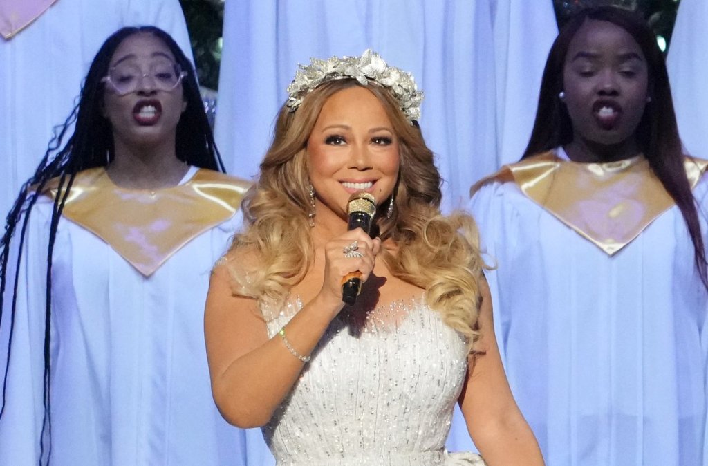 Mariah Carey's "Merry Christmas To All!" at Madison Square Garden