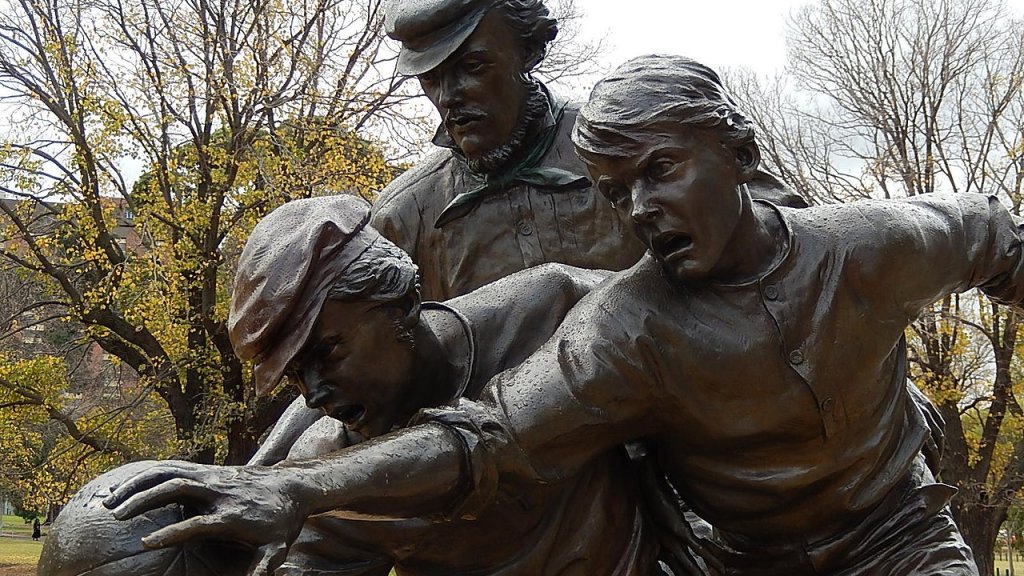 Tom_Wills_Statue