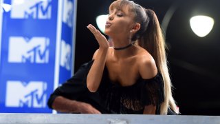 ариана гранде