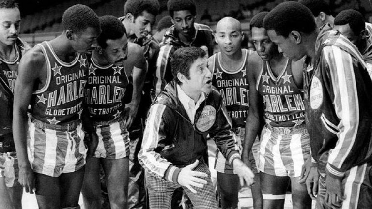 Харлем Глоубтротър през 1969 г., когато за първи път тв каналът CBS прави телевизионно предаване за тях.
