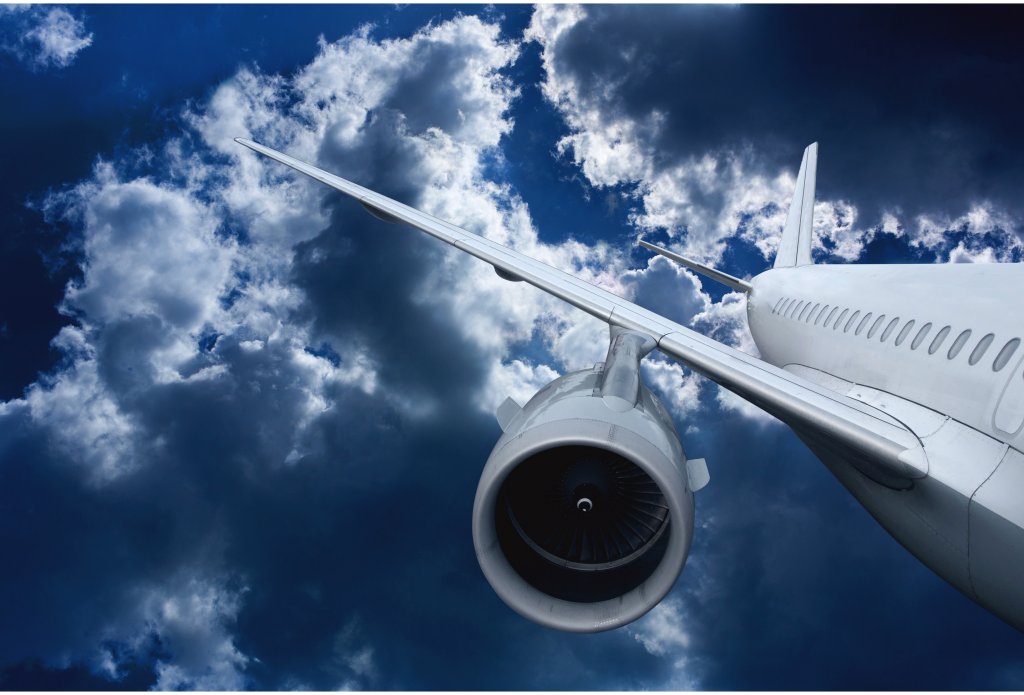 airplane flying down